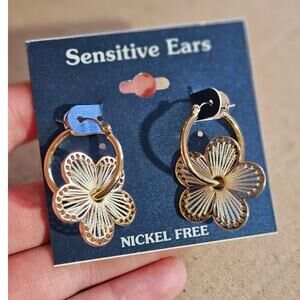 Sensitive Ears Gold-tone Floral Flower Huggie Hoop Earrings ~ Nickel Free
